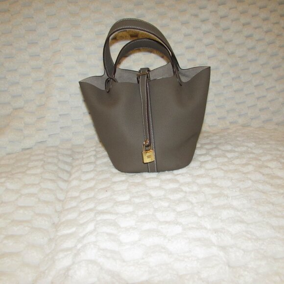 Women's Cowhide Bucket Bag, Fashionable Solid Color Taupe Handbag - Picture 7 of 14